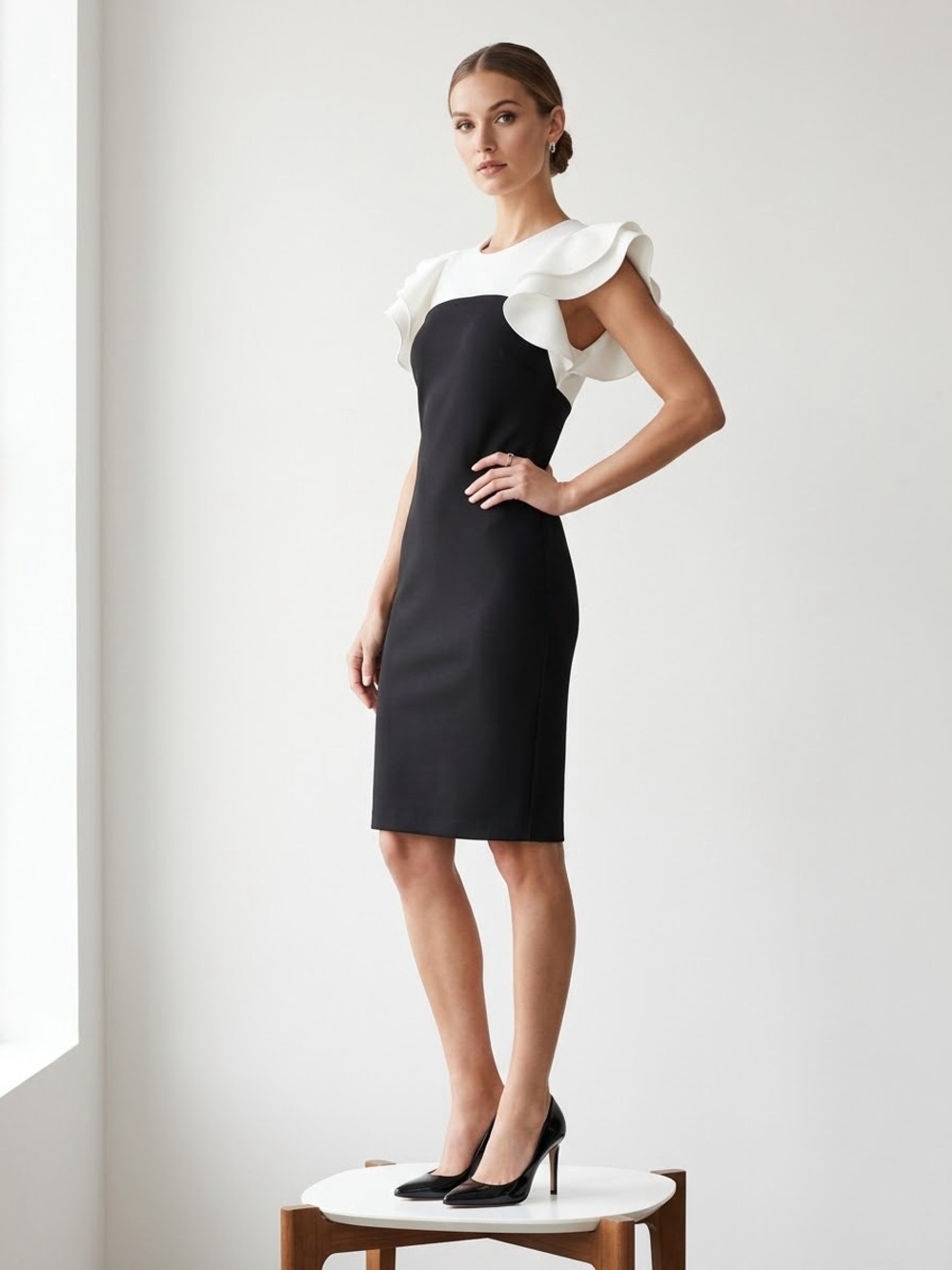 ⁠Tommy Hilfiger Black White Colorblock Ruffle Sleeve Coctail Dress Size 4 NWT⁠